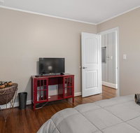 2 bedroom, Mockingbird Lane - Tourism House