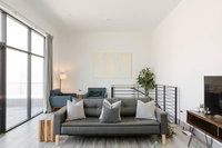 2-Story Penthouse  Private Deck Tourism House