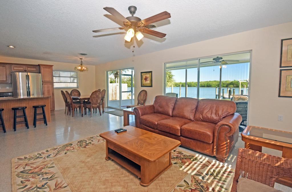 2585 N. Beach Rd - thumb 1