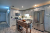 3BR/2BA Waterfront Townhouse 3 min from Resort Tourism House