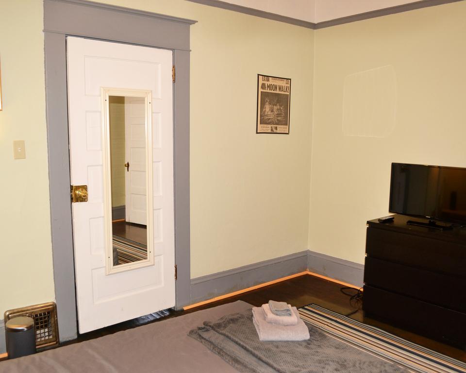 624 Jackson Guest House - thumb 2