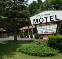 Alpenhaus Motel - Tourism House