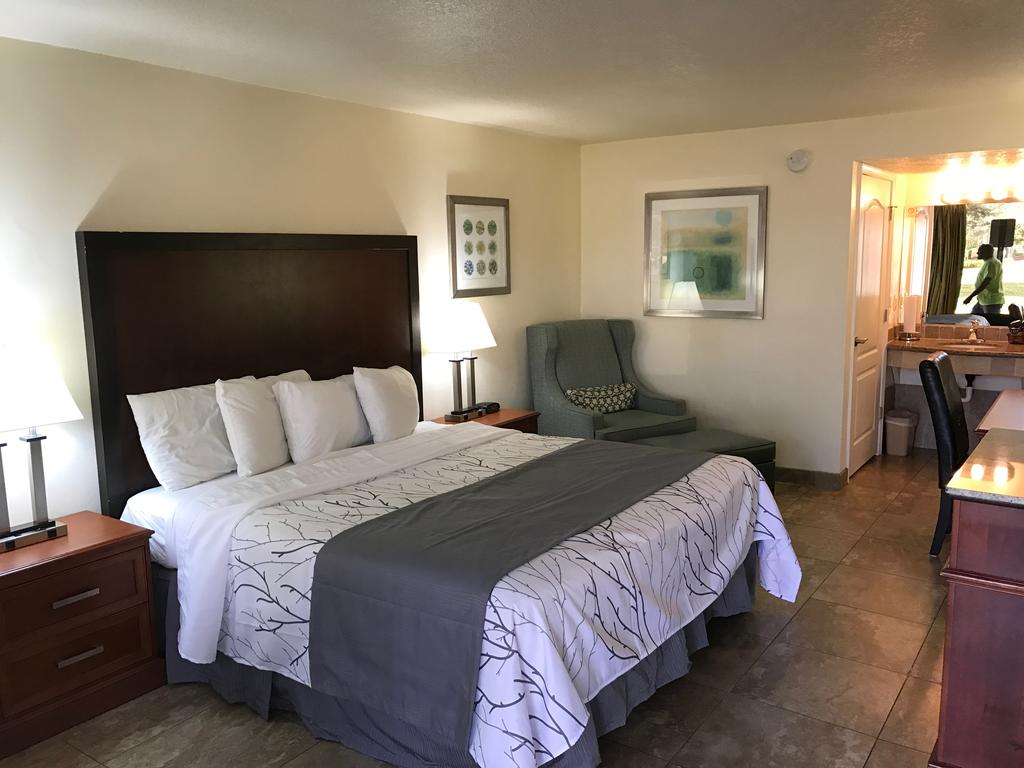 At Home Inn - Fort Pierce - thumb 3