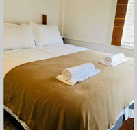 BABY BEAR LUXURY COTTAGE WITH RUSTIC FEEL - Tourism House