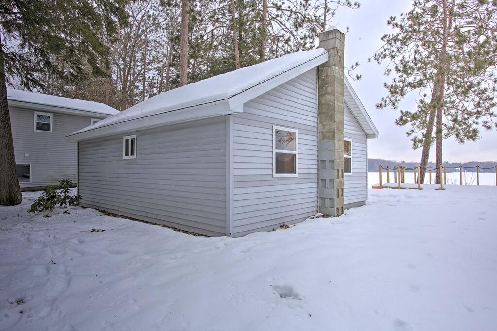 Bass Lake Living - Cozy Cabin In Pine Ridge Resort - thumb 1