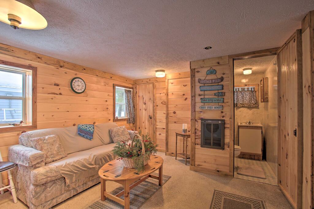 Bass Lake Living - Cozy Cabin In Pine Ridge Resort - thumb 3