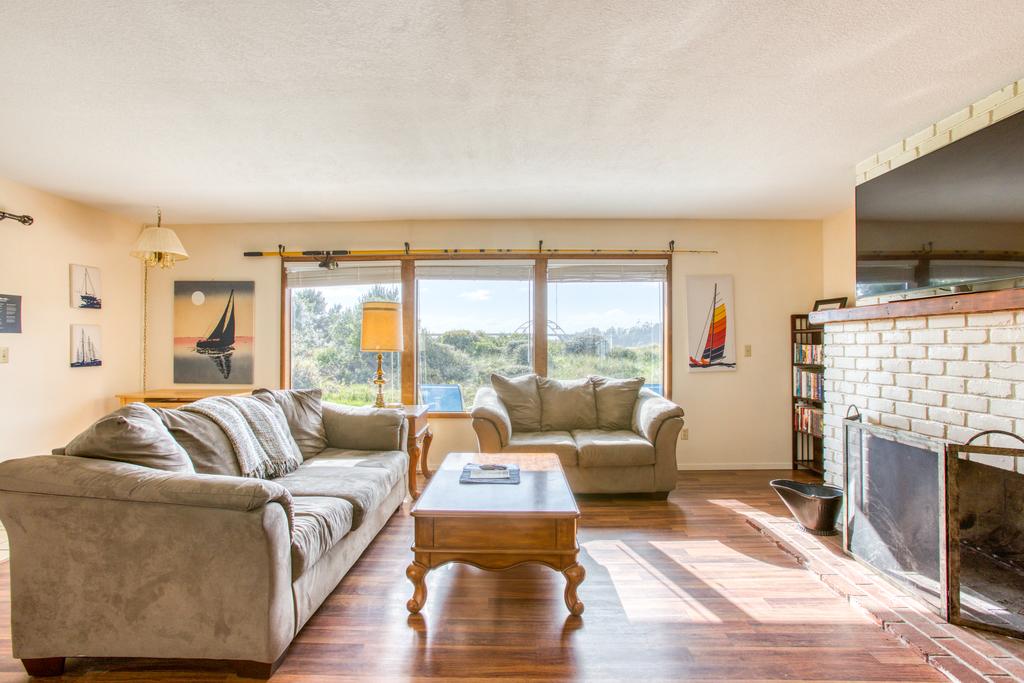 Bay Bridge Beach House - thumb 3