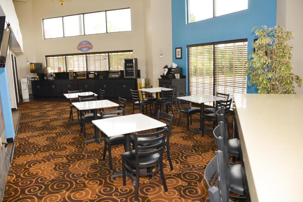 Baymont By Wyndham Santee - thumb 2