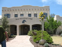 Bear Mountain Lodge Tourism House