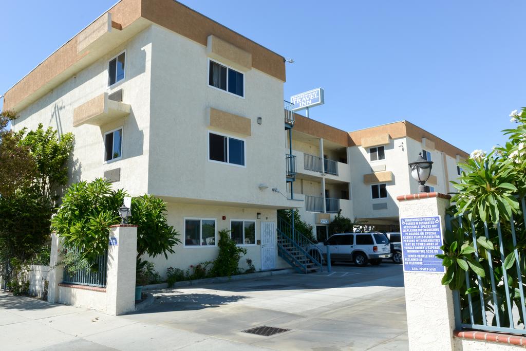 Bellflower Travel Inn - thumb 2