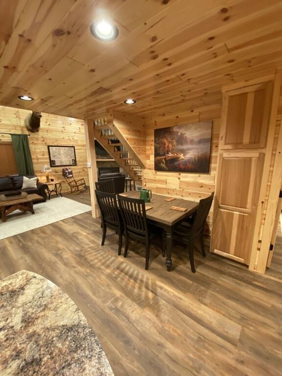 Beside Still Water 1 - 2 Bedrooms, 2 Baths, Sleeps 6 Home - thumb 3