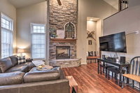 Big Boulder Mountain Townhome with Lake Club Access Tourism House