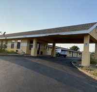 BUDGET INN - Tourism House