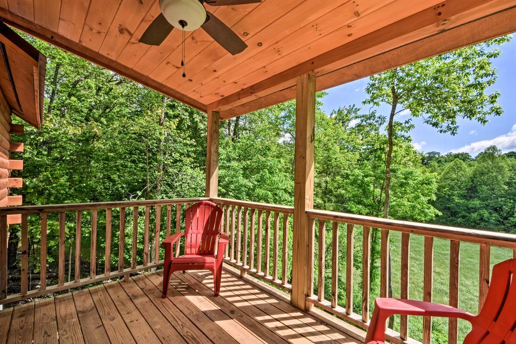 Cabin With Fire Pit - 8 Mi To Murphy River Walk - thumb 1