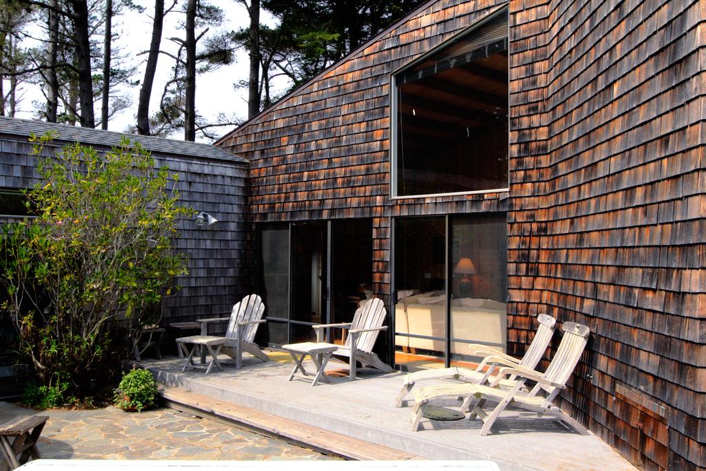 Captain's Cabin - thumb 3