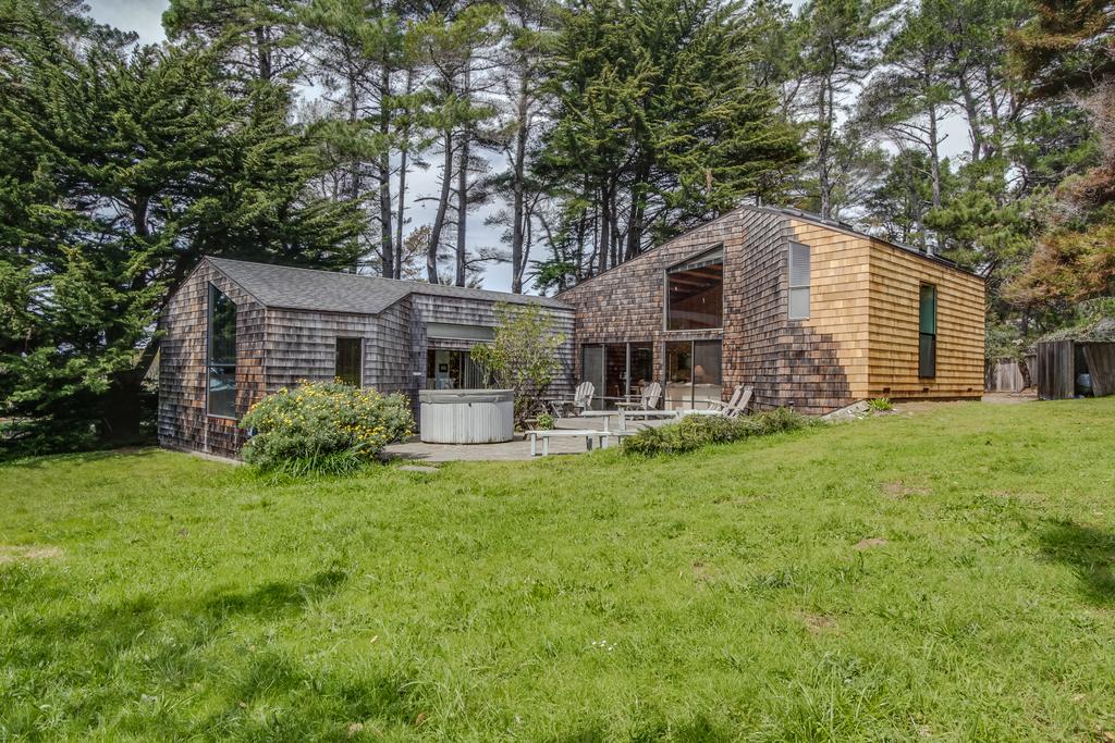 Captain's Cabin - thumb 2