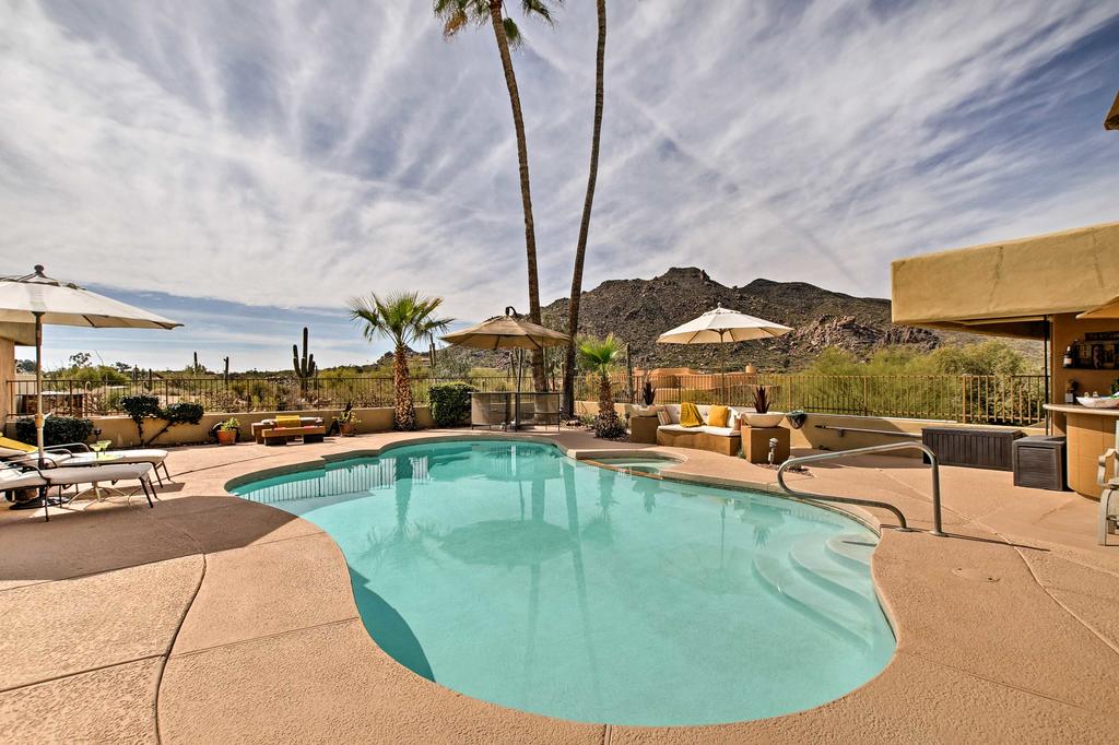 Carefree Casita With Mtn View & Pool & Hot Tub Access - thumb 1