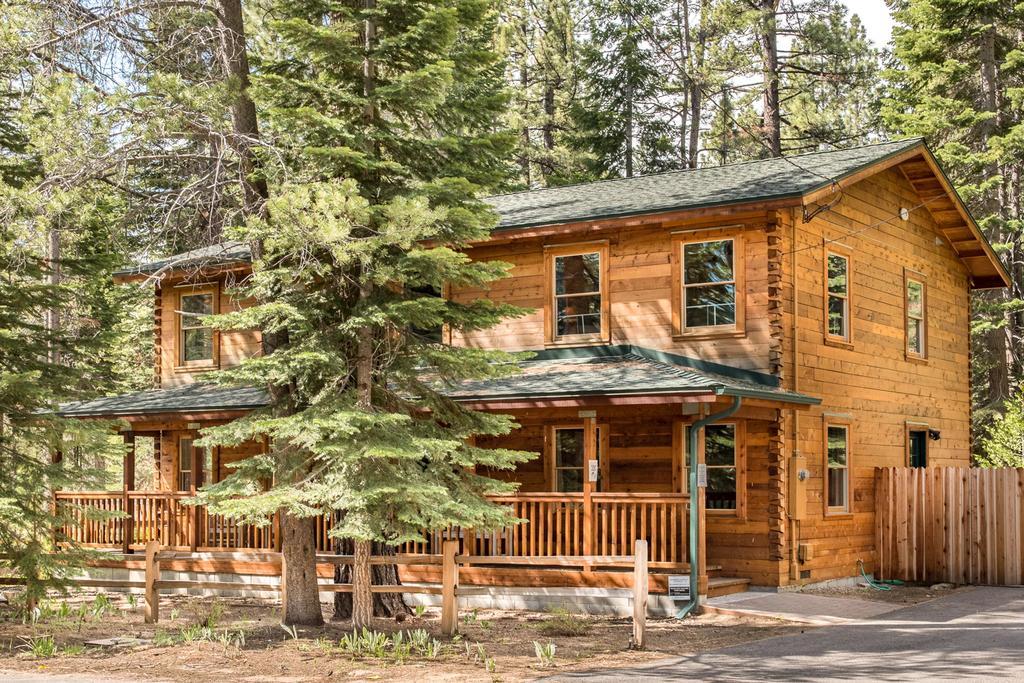 Cedar Log Cabin