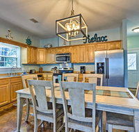 Charming Coastal Cottage Walk to Beach  Downtown - Tourism House