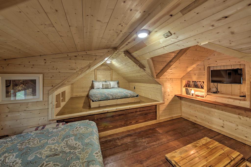 Charming New Braunfels Home With Spacious Deck! - thumb 2