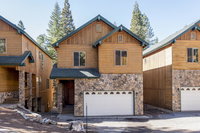 Chateau Lauren Tourism House