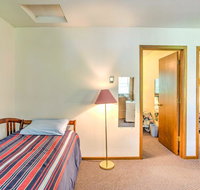 Clearwater Lake Getaway with Shared Pool and Boat Dock - Tourism House