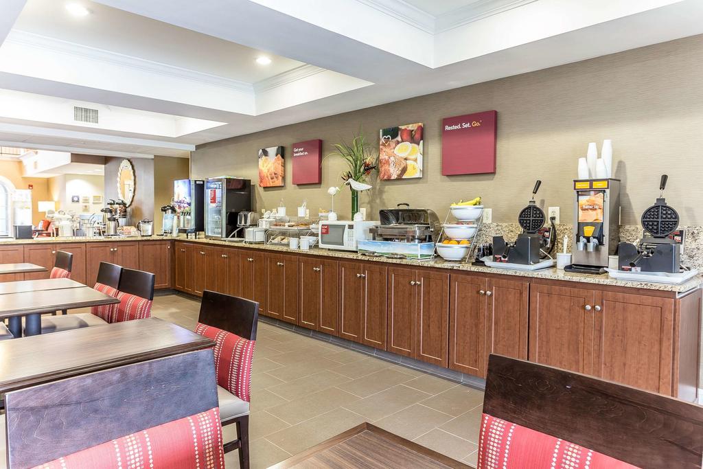 Comfort Suites Myrtle Beach Central - thumb 2