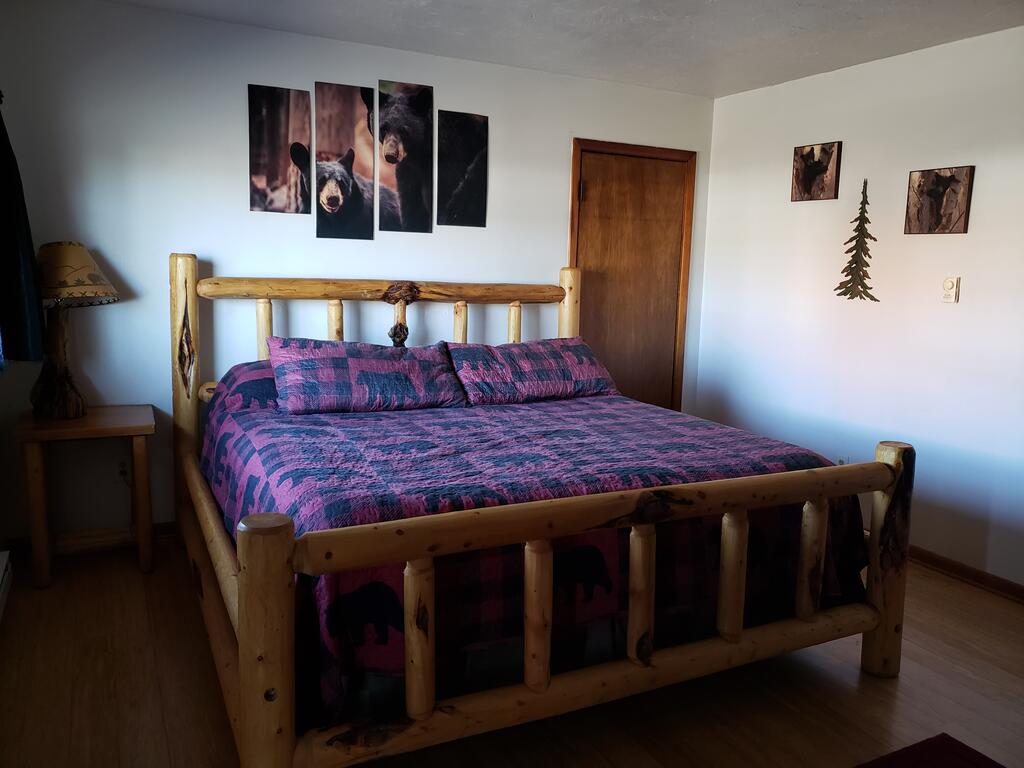 CRESCENT MOON MOTEL - thumb 2