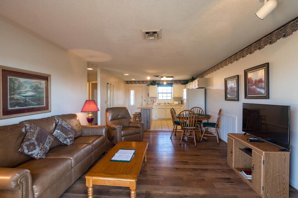 Crown Resorts At Lake Tansi - thumb 2