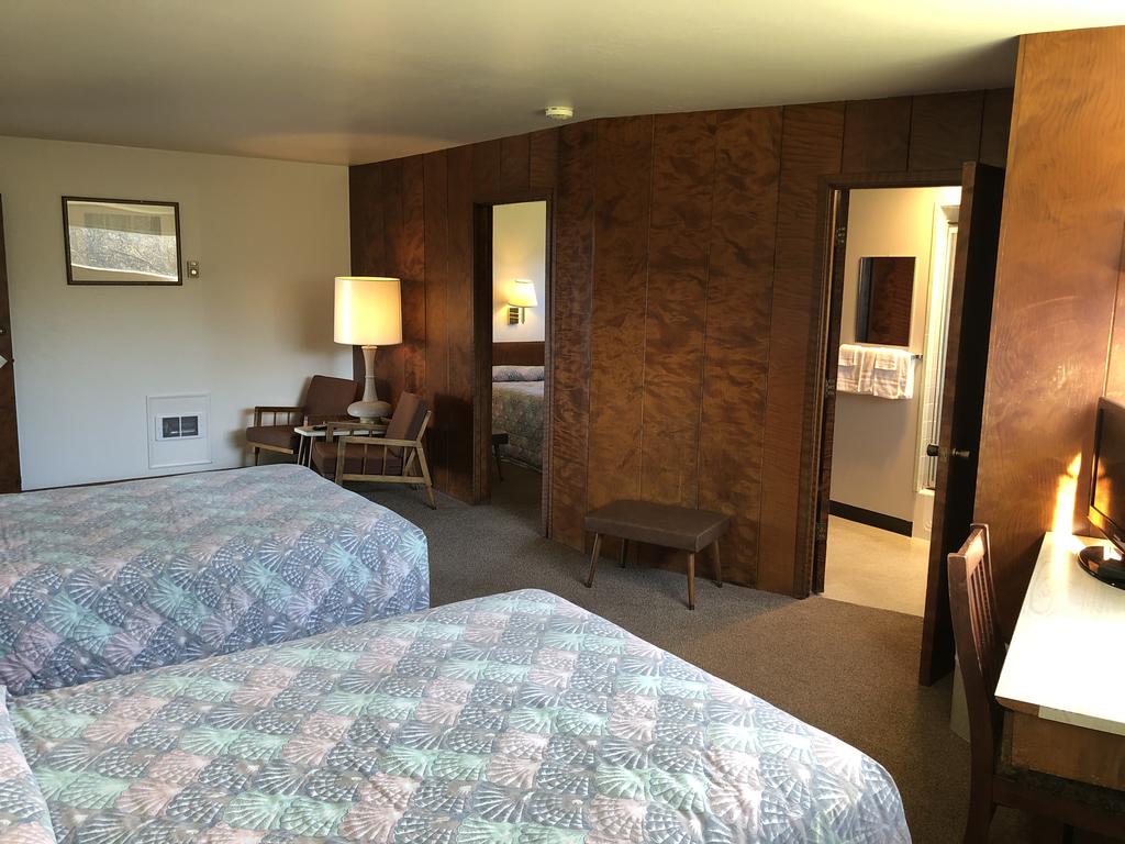 Curly Redwood Lodge - thumb 3