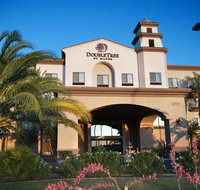 DoubleTree by Hilton Phoenix-Gilbert - Tourism House