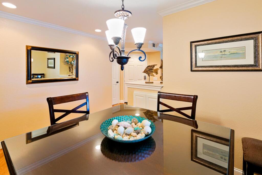 DP-4 Ritz Pointe Condo - thumb 1