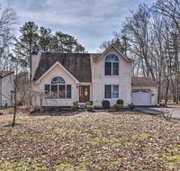 East Stroudsburg Home - 5 Mi. to Shawnee Mtn - Tourism House