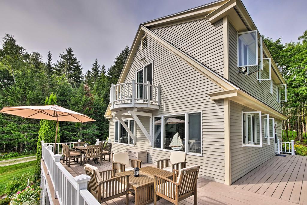 Enchanting Sorrento Home With 200 Feet Of Waterfront - thumb 3