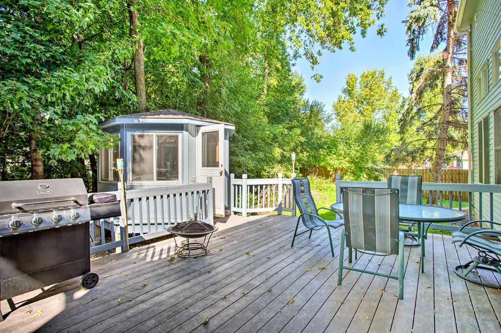 Executive Eden Prairie Home W/Deck, Game Room - thumb 1