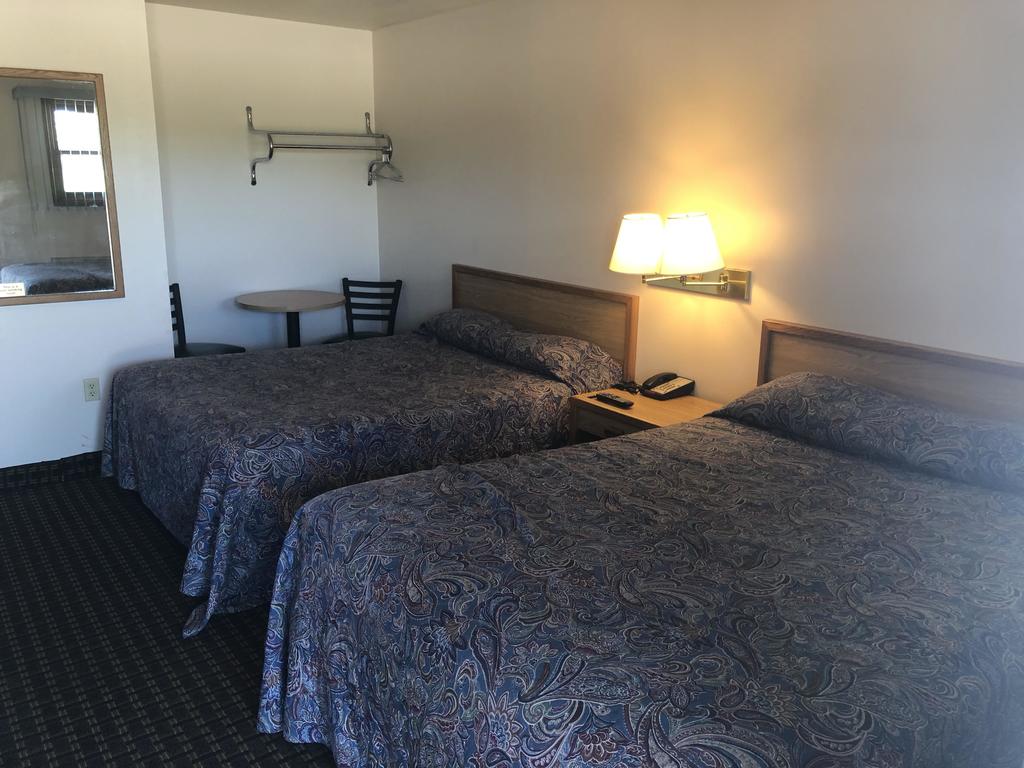 Exxon Quik Stop & Motel - thumb 2