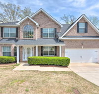 Fairburn Home with Fire Pit - 24 Mi to Atlanta - Tourism House