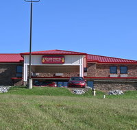 Giles Hotel Inn and Suites - Tourism House