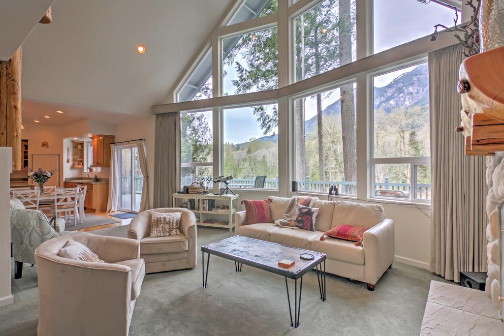 Gold Bar 'Wild Sky River Home' With Deck And Views! - thumb 2