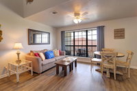 Gulf View Getaway by BlueSwell Tourism House