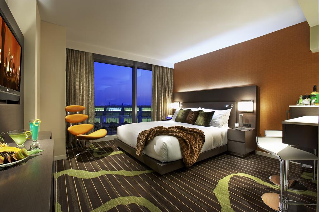 Hard Rock Hotel San Diego - thumb 3