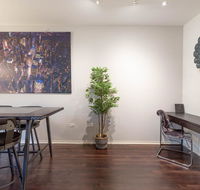 Heart of Evanston - Tourism House