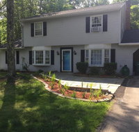 Heated Pool in Prime Woodstock - Tourism House