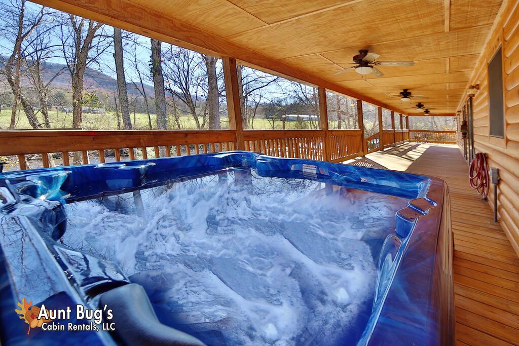 Heavenly Creekside #276 By Aunt Bug's Cabin Rentals - thumb 1