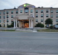 Holiday Inn Express Del Rio - Tourism House