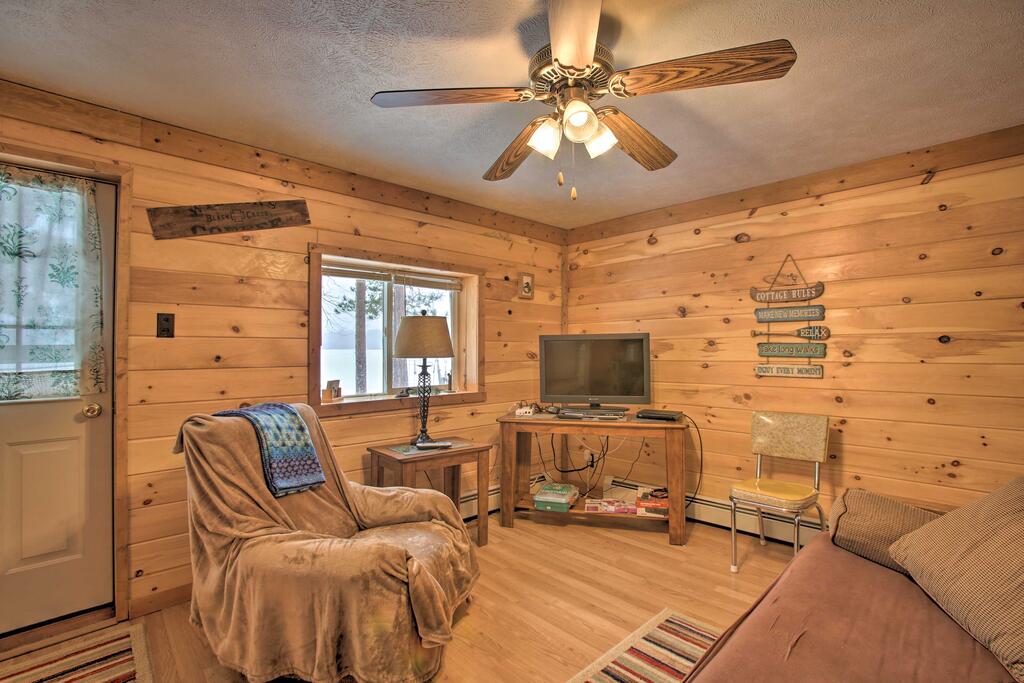 Interlochen Cabin Less Than 1 Mile From Green Lake! - thumb 3