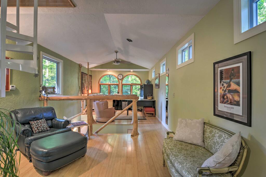 Interlochen Duplex, Central To Winter Events! - thumb 2