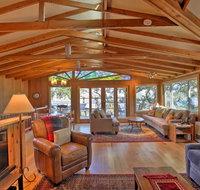 Inverness House w/Views of Tomales Bay - Tourism House