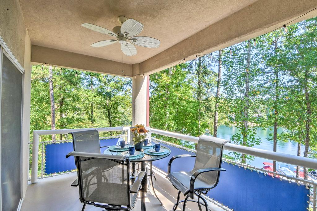 Lake Keowee Condo With Views & Pools & Marina! - thumb 0