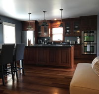 Lakeside Bliss - Tourism House